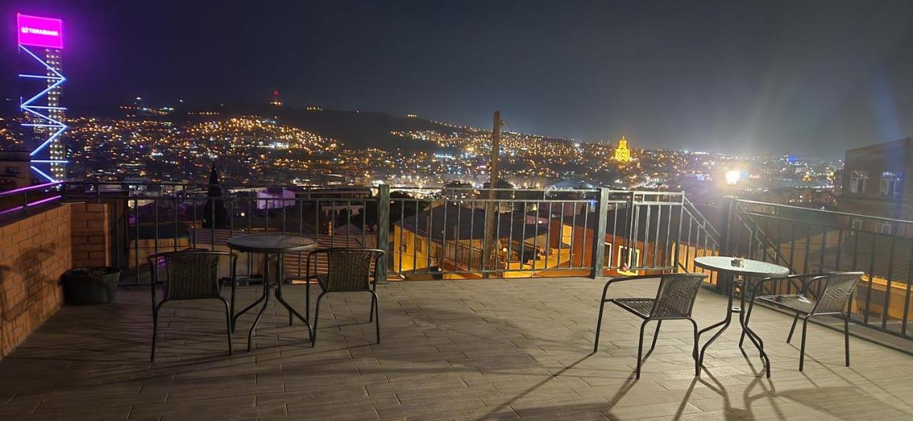 9 Borbalo Street Apartment With Terrace Tbilisi Exterior foto